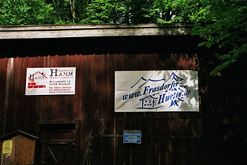 Wanderung 126 Frasdorfer Hütte: Stadel oberhalb des Parkplatzes