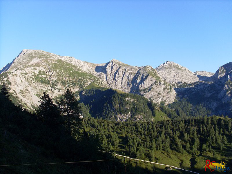 Wanderung Hoher Göll: Hagengebirge mit Schneibstein links