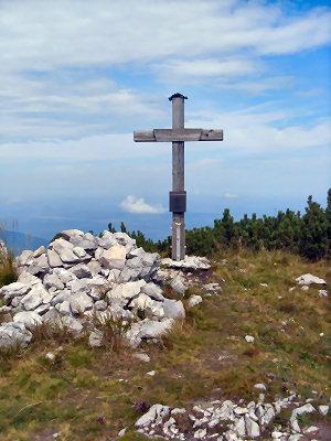Wanderung Hochstaufen Zwiesel: Gipfelkreuz Mittelstaufen