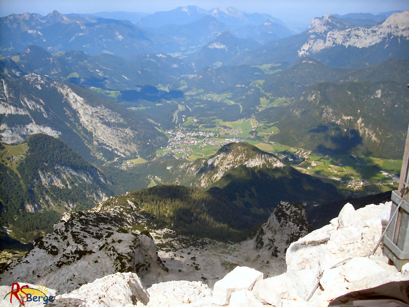 Wanderung Loferer Steinberge: Gipfelblick nach Lofer